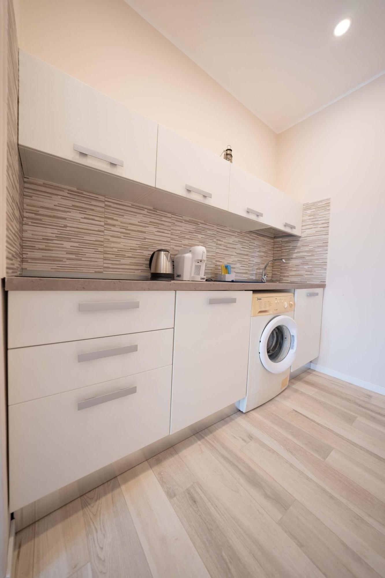 Residenza Pugliese - Golfo Di Napoli By Dimorra Apartment Luaran gambar